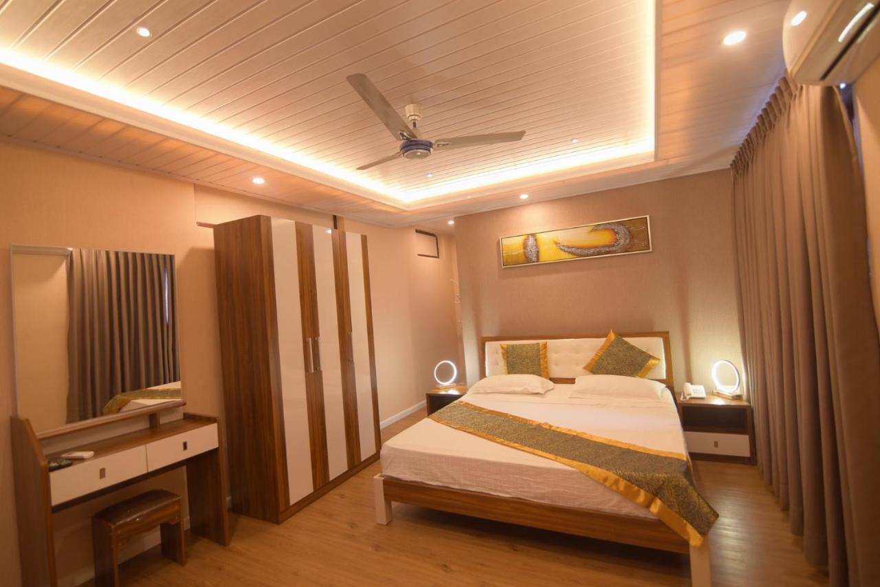 Hotel Blue Sky Kurunegala Exterior photo